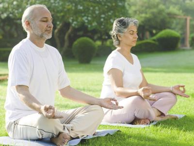 Yoga pour Ainées et Personnes âgées en Résidence